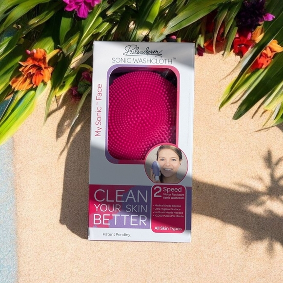 Pulsaderm Sonic Washcloth - Skin Brush Micro Pulse Cleansing (Pink) - Picture 4 of 5